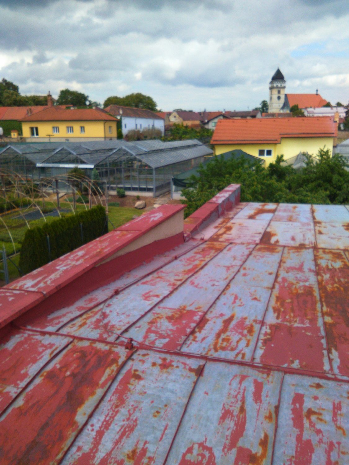 Rekonstrukce střechy záchranné služby - Dačice - 1