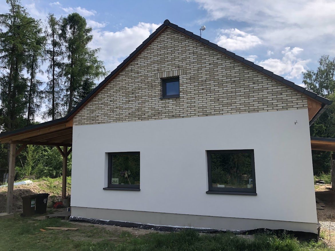 Zateplení fasády novostavby RD Radouňka - Radouňka, Jindřichův Hradec